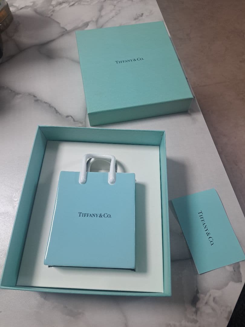 ティファニー　ショッピングバッグ　オブジェ　インテリア　置物　陶器　花瓶　箱有り