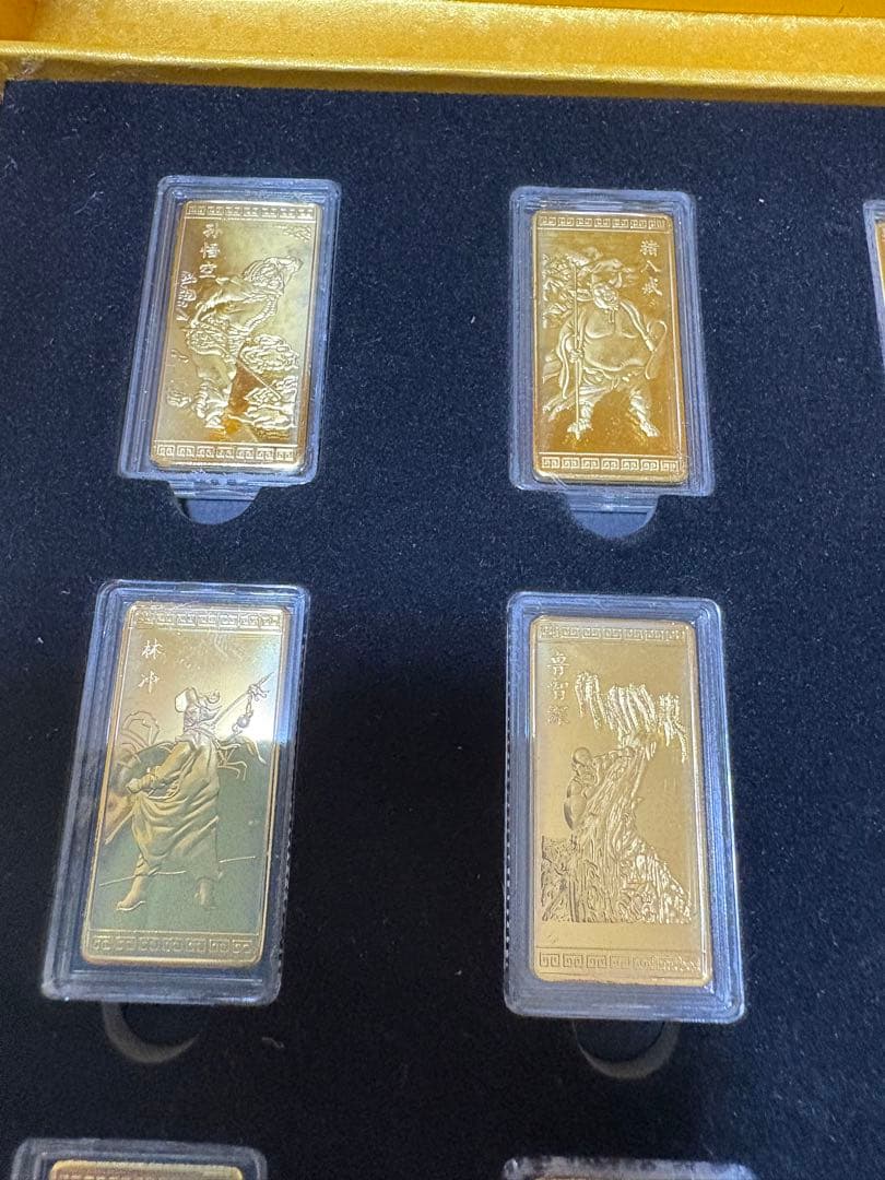 管*人様 金属製品　メダル 16枚セット 中国　四大名著　専用高級な箱付き