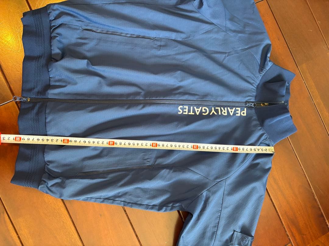 パーリーゲイツ　防風ブルゾン