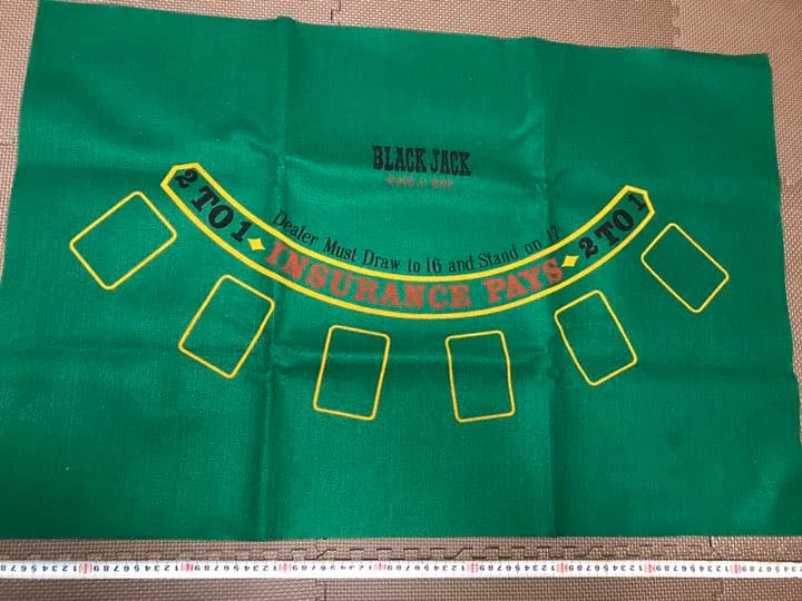 レア物☆カジノトランプの最高峰Bee（ビー）ブラックジャック専用マットとケース付