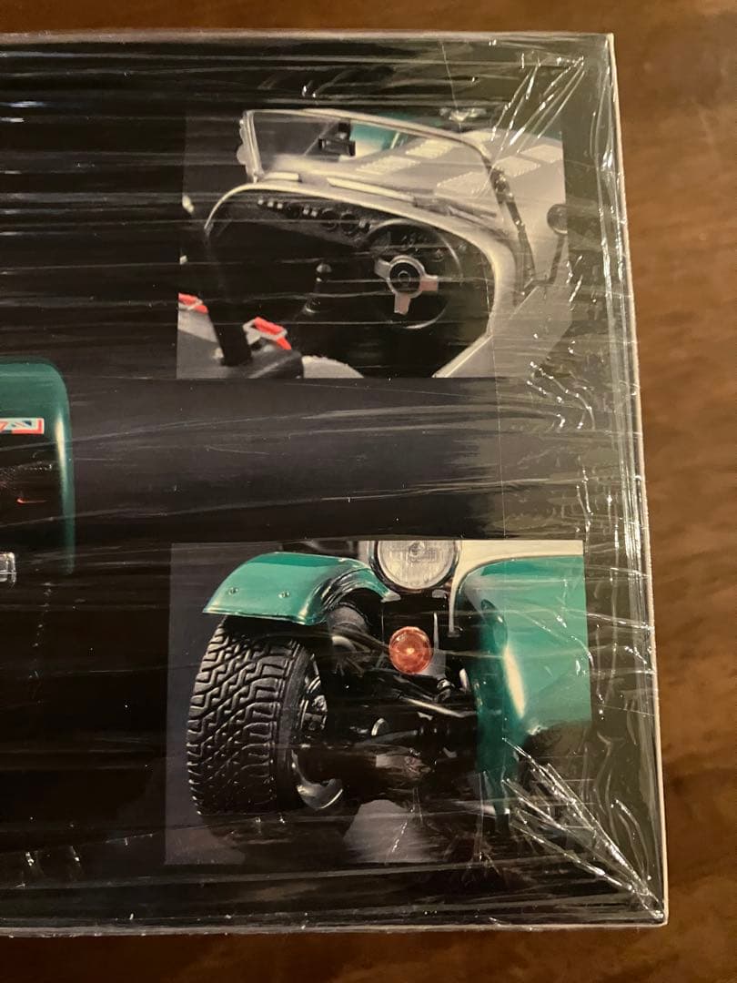 京商 1/18CATERHAM SUPER SEVEN CYCLE FENDER
