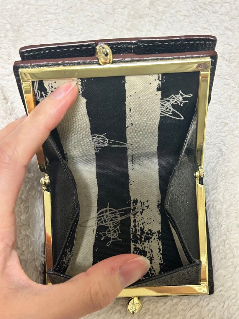 【匿名配送】vivienne westwood 財布 がま口Executive