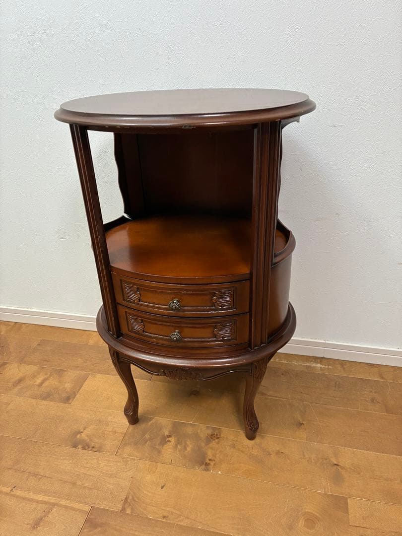 アンティーク　ラウンドキャビネット　猫脚　サイドテーブル