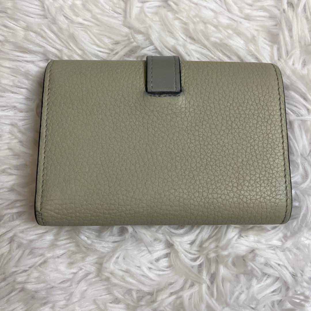 LOEWE ロエベ　バーティカルウォレット　三つ折り財布　アナグラム　グリーン