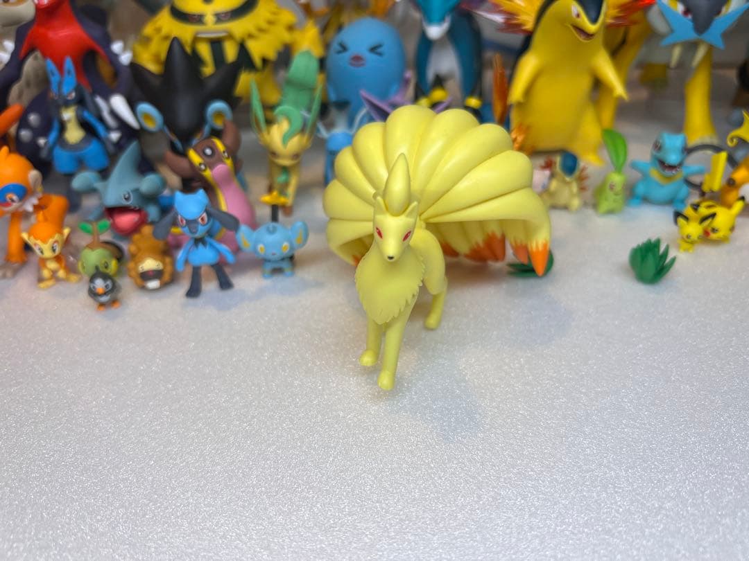 ポケモンスケールワールド フィギュア約80体