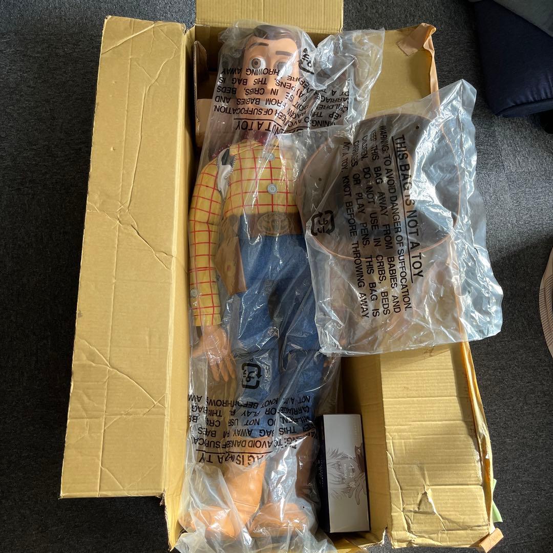 ディズニー　トイストーリー　ウッディー　等身大　フィギュア　巨大　特大　BIG