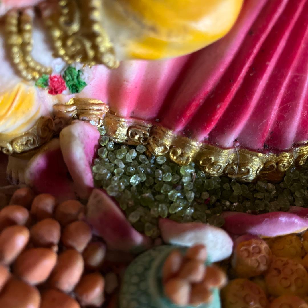 ラクシュミー女神様　置物　ガネーシャ　サラスワティ　幸運　豊穣　美を司どります。