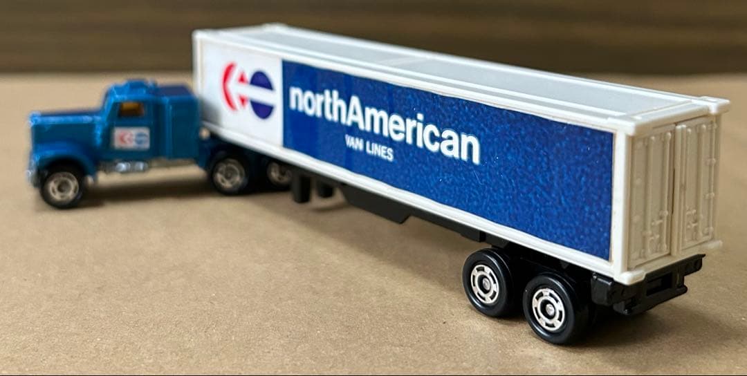 ロングトミカ L7 ダイヤモンドレオ バントレーラー