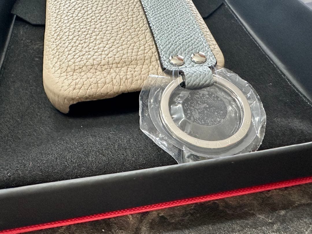 新品 iPhone14pro ボナベンチュラ