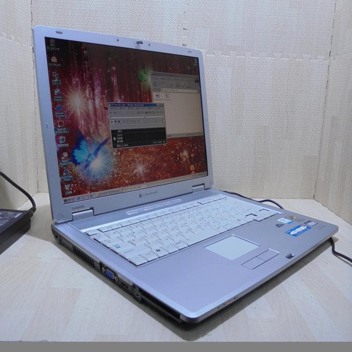 東芝　dynabook　15ノートPC　Windows98／XP　デュアルブート