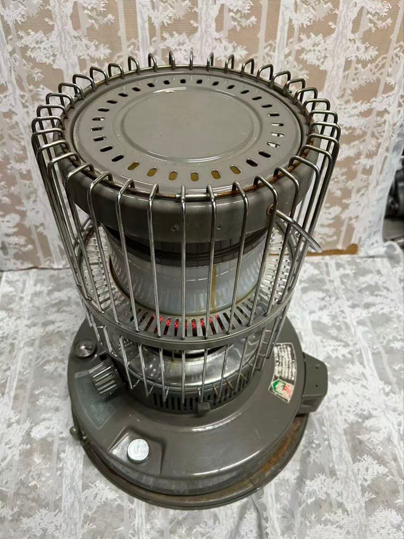 円筒形ストーブ グレー 金属ガード付き