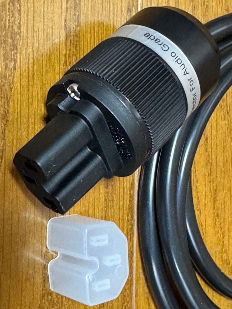 スワロー電機 アップトランス100V→220・230V PAL-1000UE