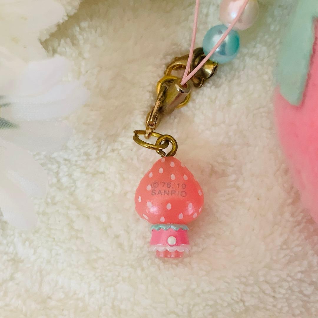 ☆激レア☆ ハローキティ　pink いちごBIGマスコット ストラップ　希少