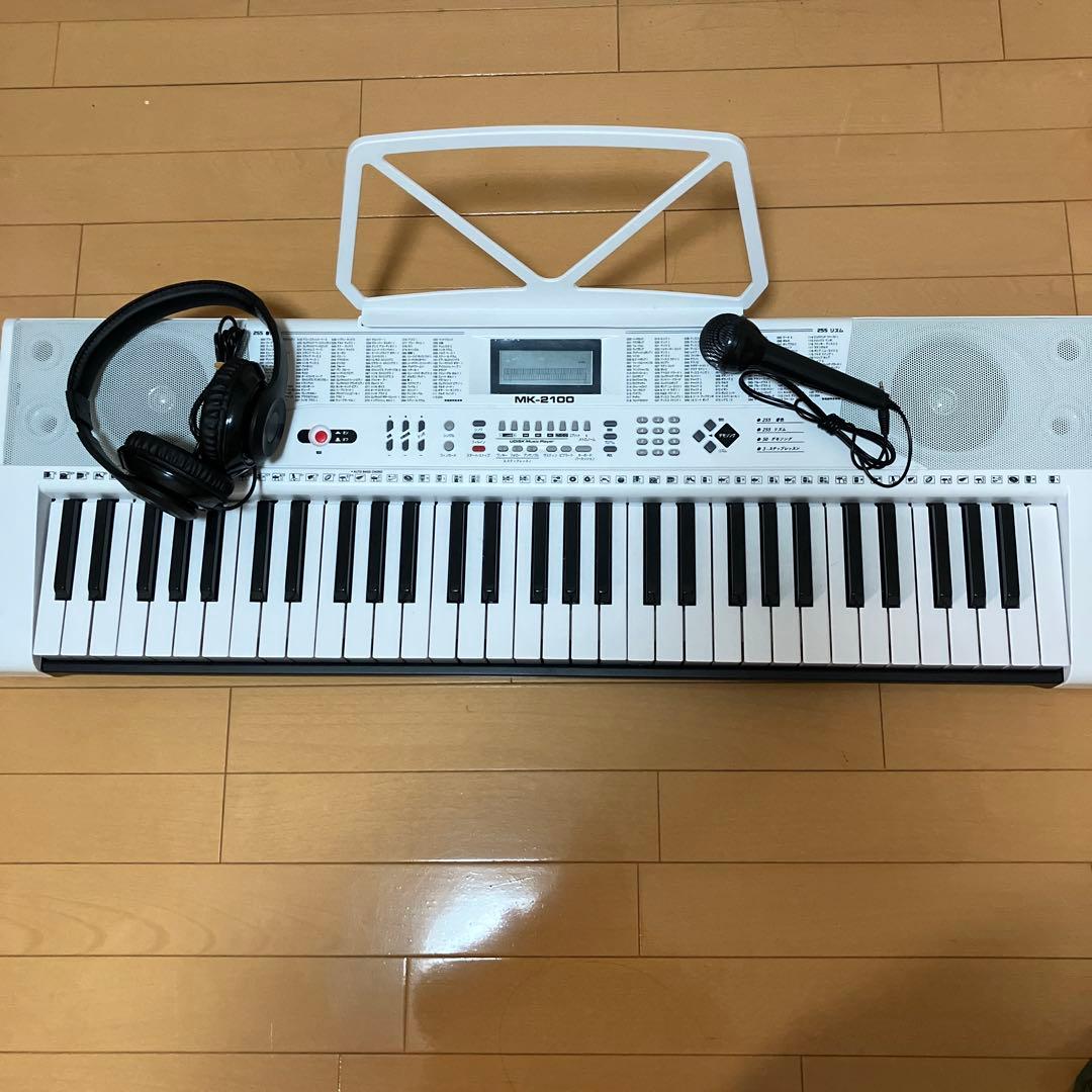 電子キーボード