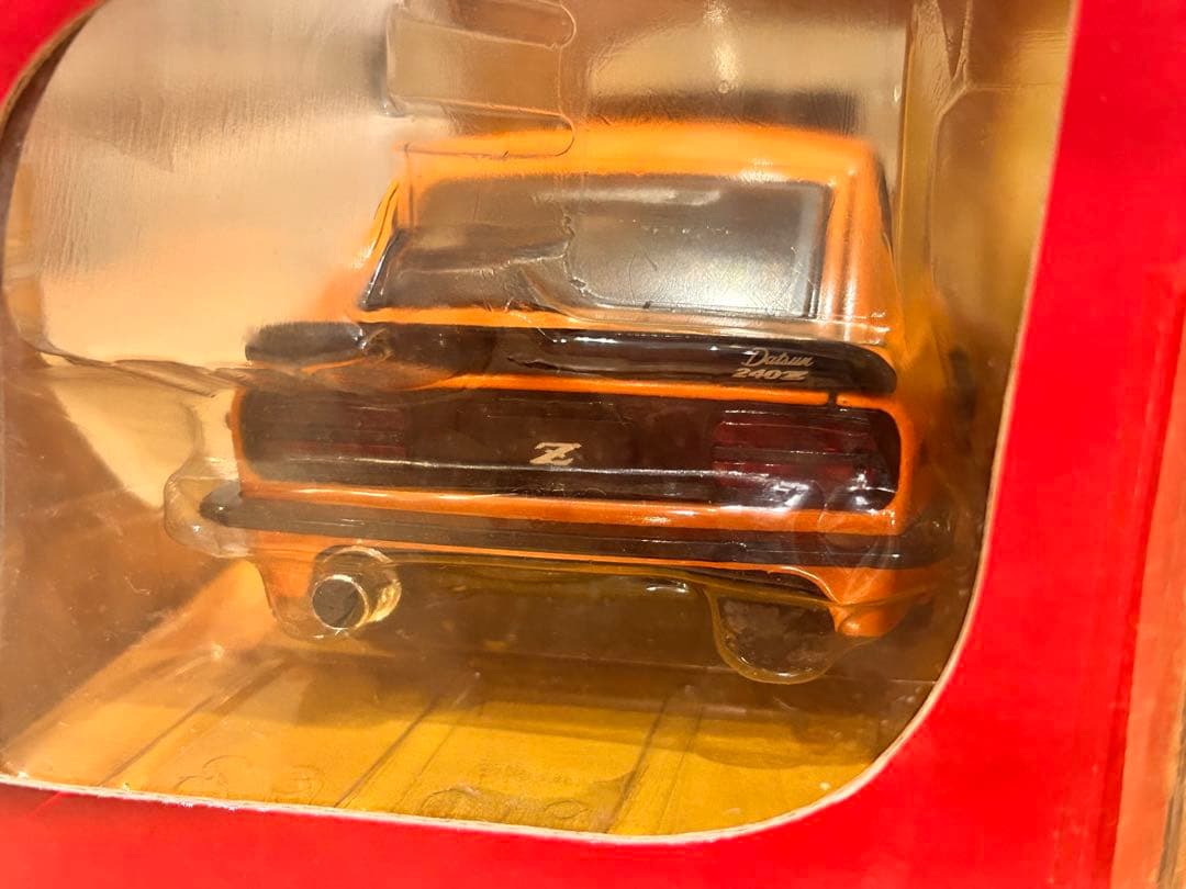 1972 Datsun 240Z 1/24スケールモデル　オレンジ　ミニカー