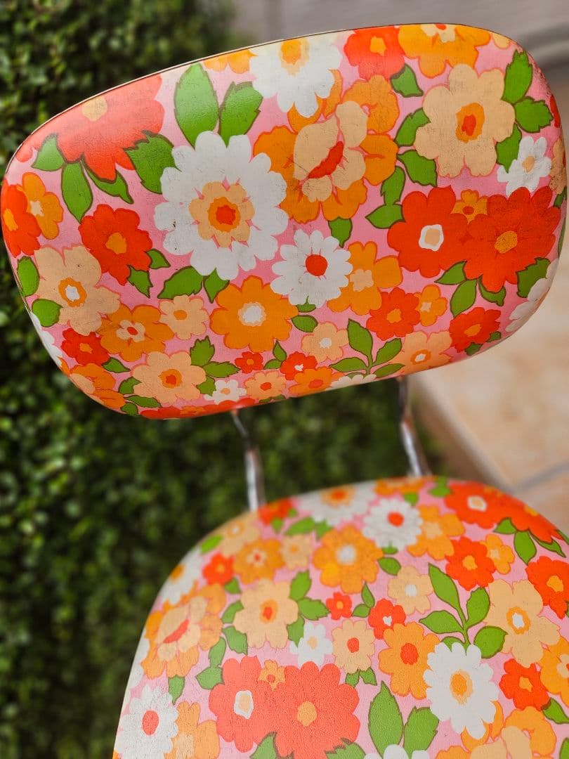 (最終お値下げです)希少　昭和レトロ　レトロポップ　椅子　花柄　オレンジ