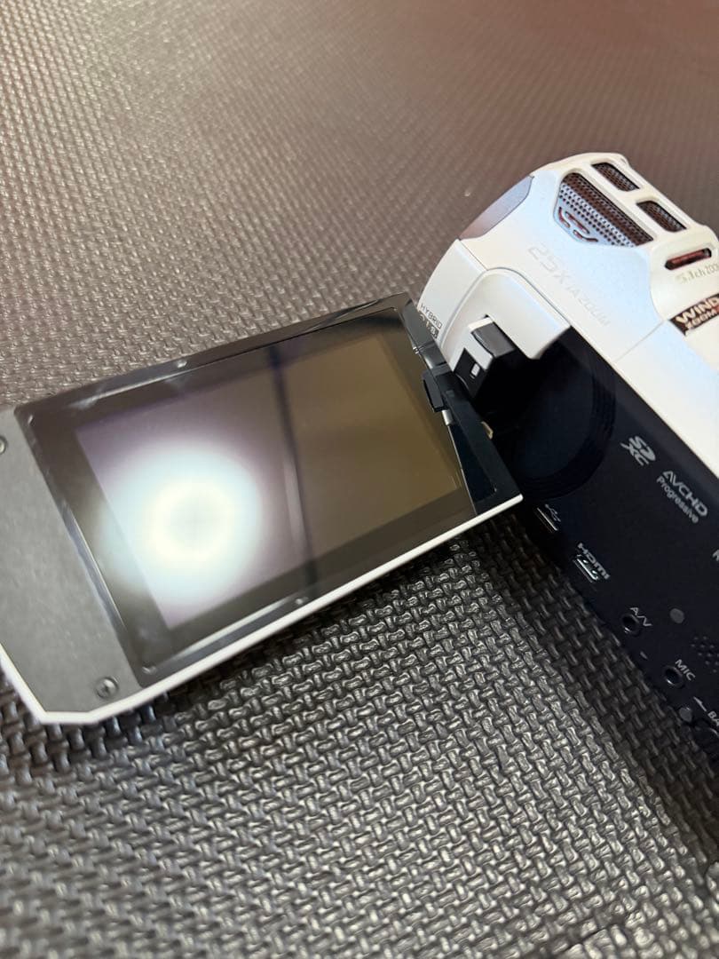 じん【美品】Panasonic HC-VX992M ビデオカメラ