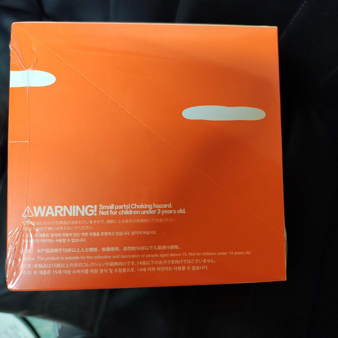 POP MART CRYBABY VACATION BOX未開封シュリンク付き