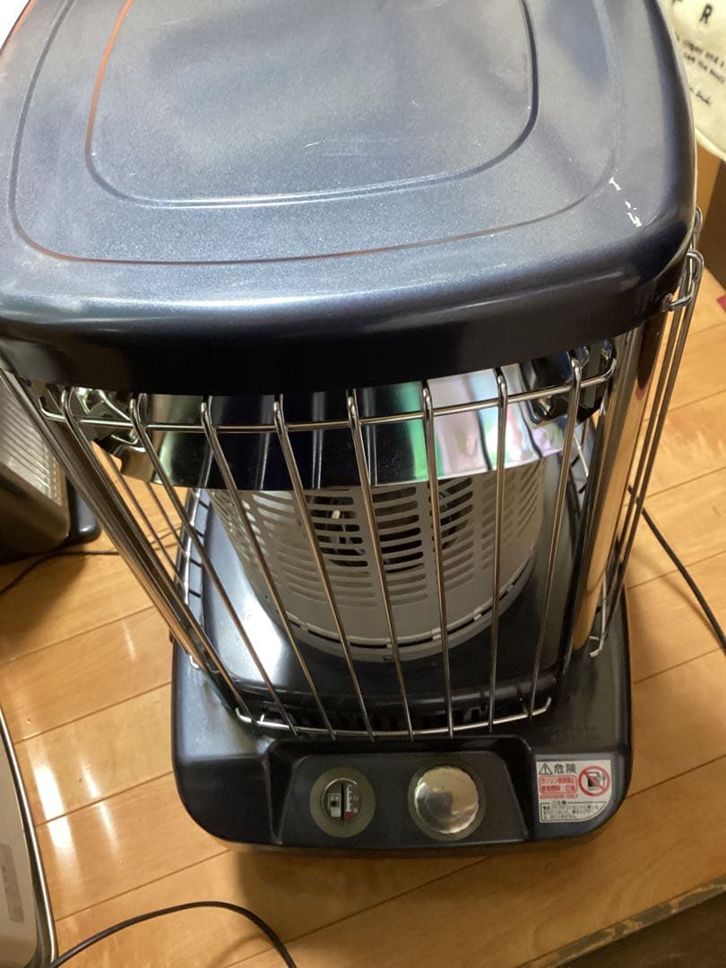 業務用 ブルーバーナ【コロナ】大型ファンヒーター 工場等の広い場所で