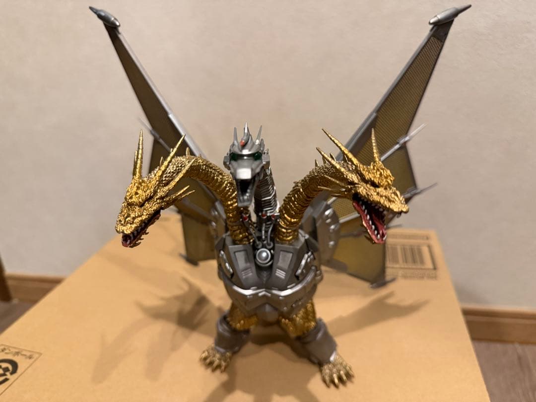 S.H.MonsterArtsメカキングギドラ 新宿決戦 Special Set