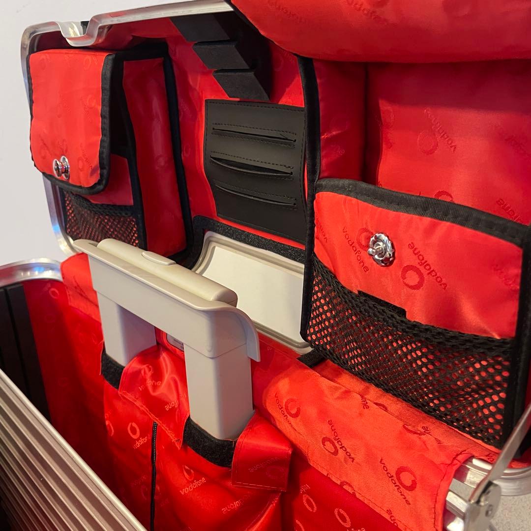 美品 RIMOWA × Vodafone Topas PILOT 2輪 アルミ