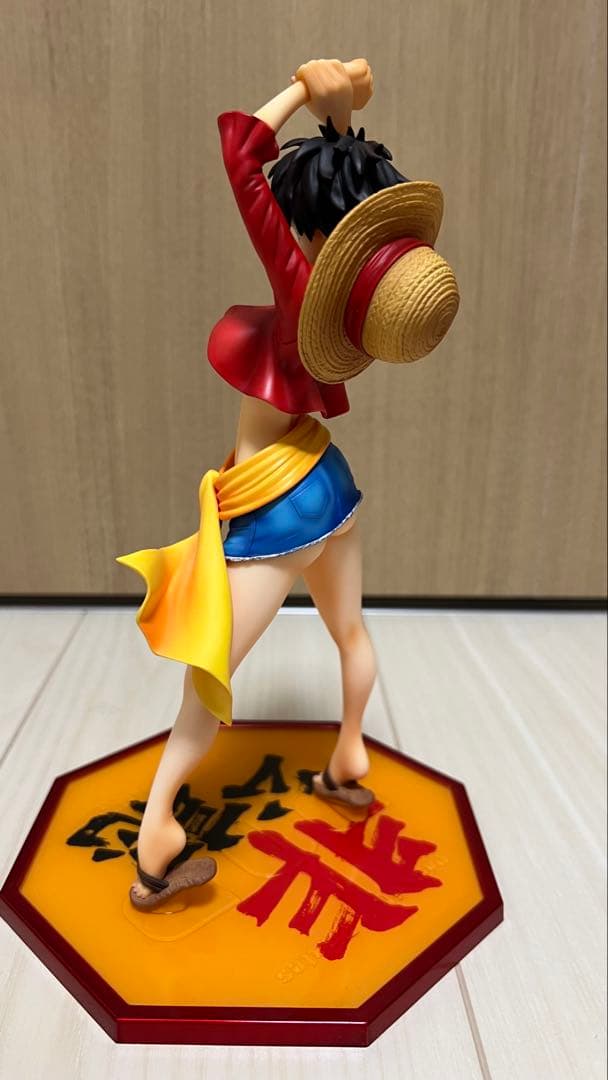 ワンピース フィギュア POP 非公認　ルフィ