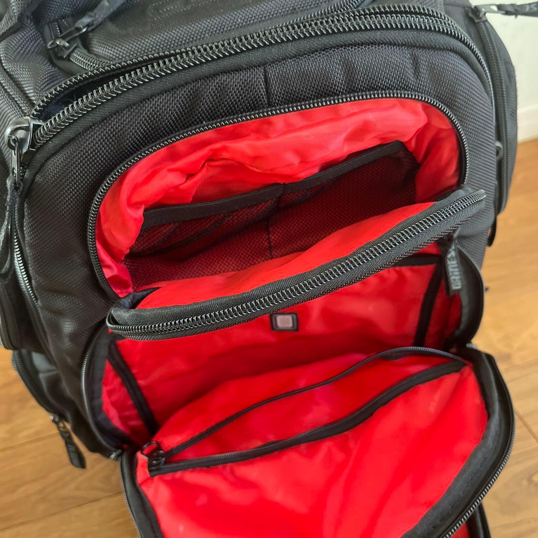 美品 ダイネーゼ オジオ D-GAMBIT 2 BACKPACK リュック
