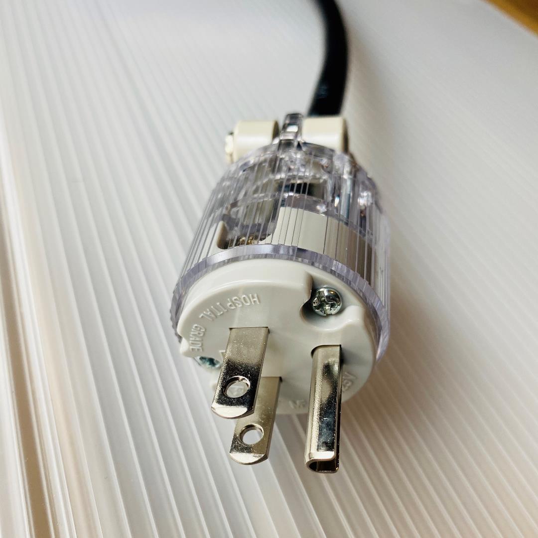 ホスピタルグレードメガネ電源ケーブル 透明 アウトボード・プレイヤーに1.0m