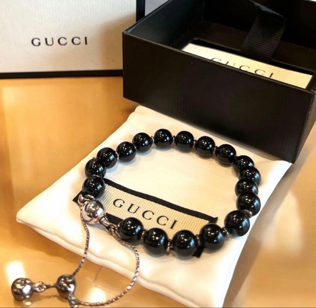 GUCCI グッチ　ブレスレット アクセサリー　ブラック GUCCI刻印