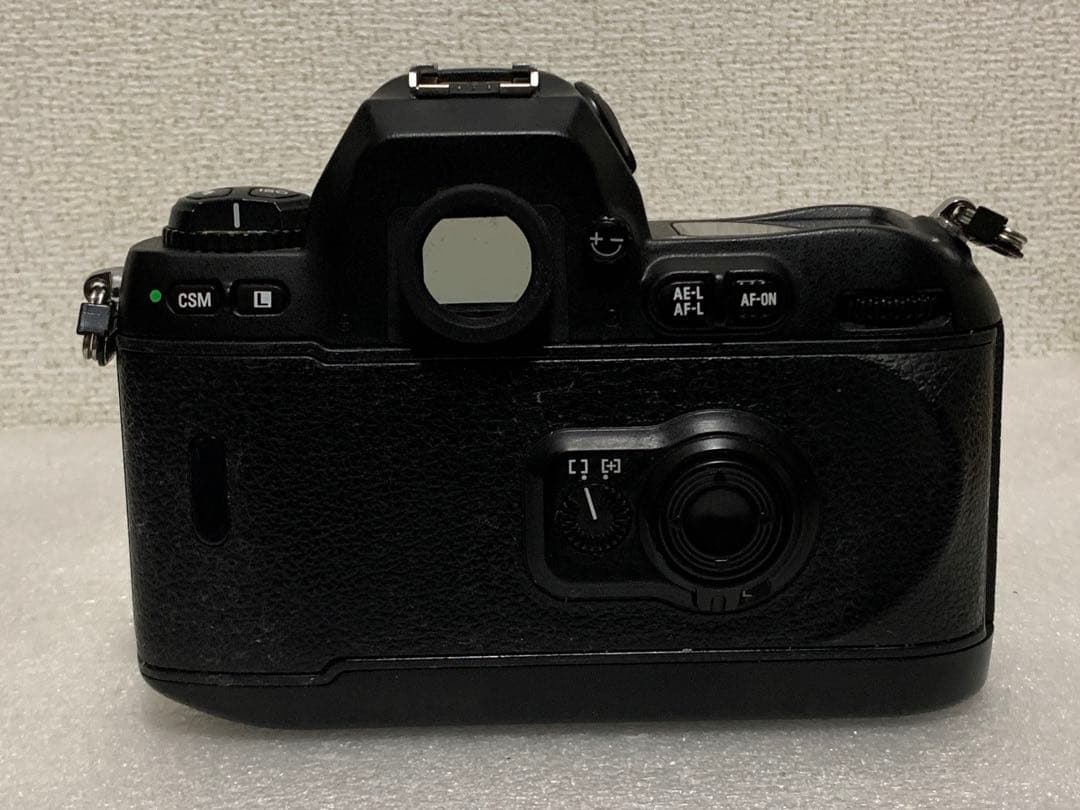 フィルムカメラ NIKON F100