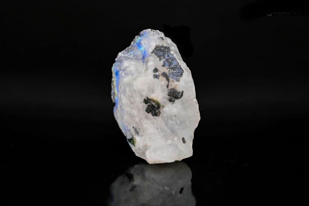 スリランカ産　ブルームーンストーン原石　鉱物