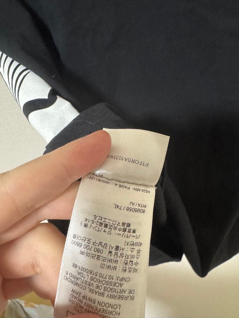 BURBERRY 騎士グラフィック Tシャツ ブラック