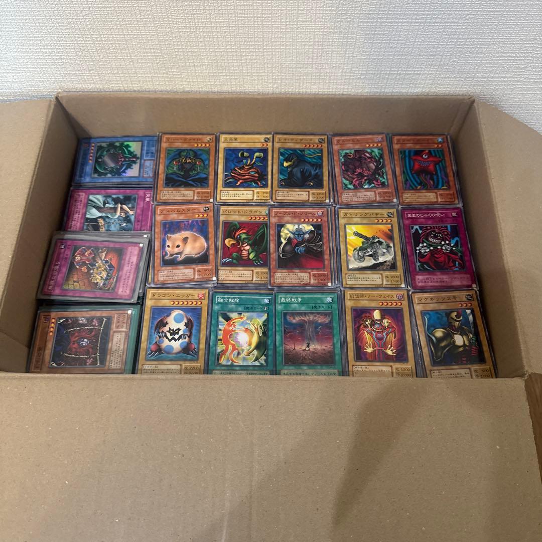 古い遊戯王カード 約9500枚 まとめ売り