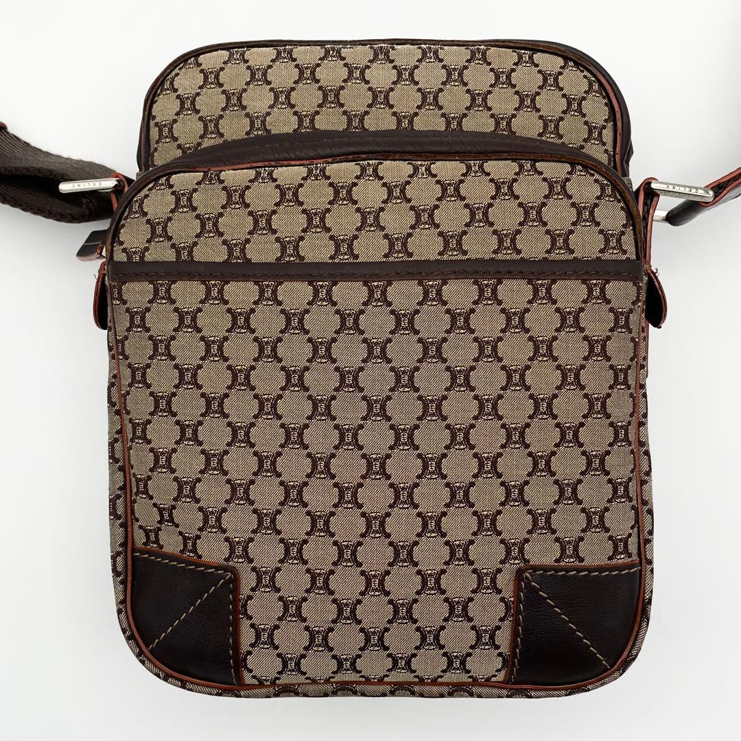 CELINE ショルダーバッグ　マカダム柄　トリオンフ金具　キャンバス×レザー