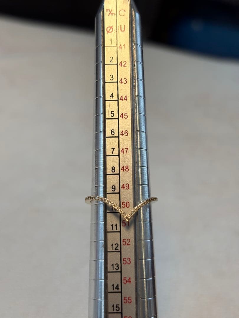 ココシュニック　k10 ダイヤモンド　ハーフエタニティ　v字 リング