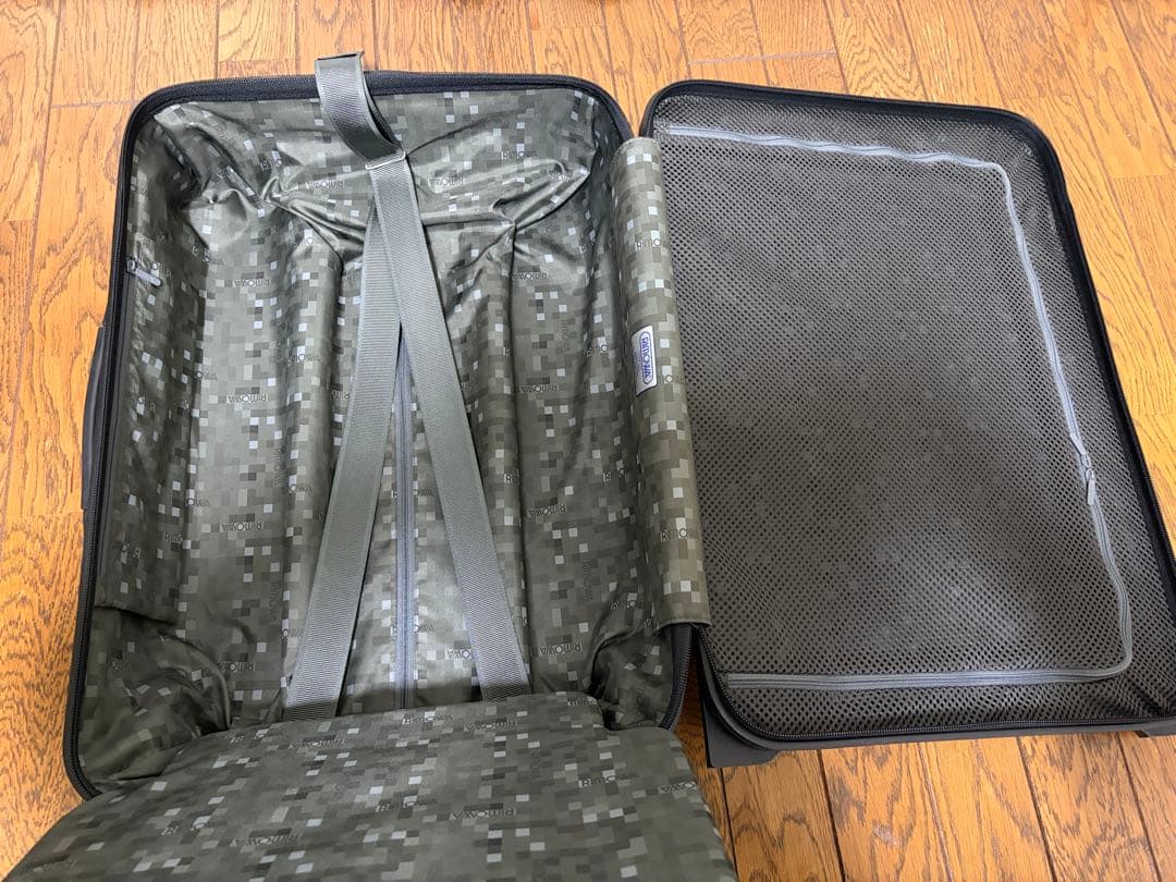 リモワ サルサ 35L 2輪 スーツケース ブラック