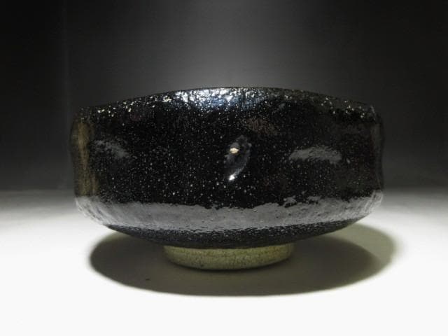 楽吉左衛門十一代 慶入 黒茶碗「杦風」／裏千家十三代 円能斎 書付／共箱 仕覆