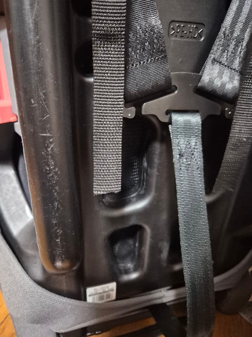 Combi ジュニアシート　　チャイルドシート　 2つセット