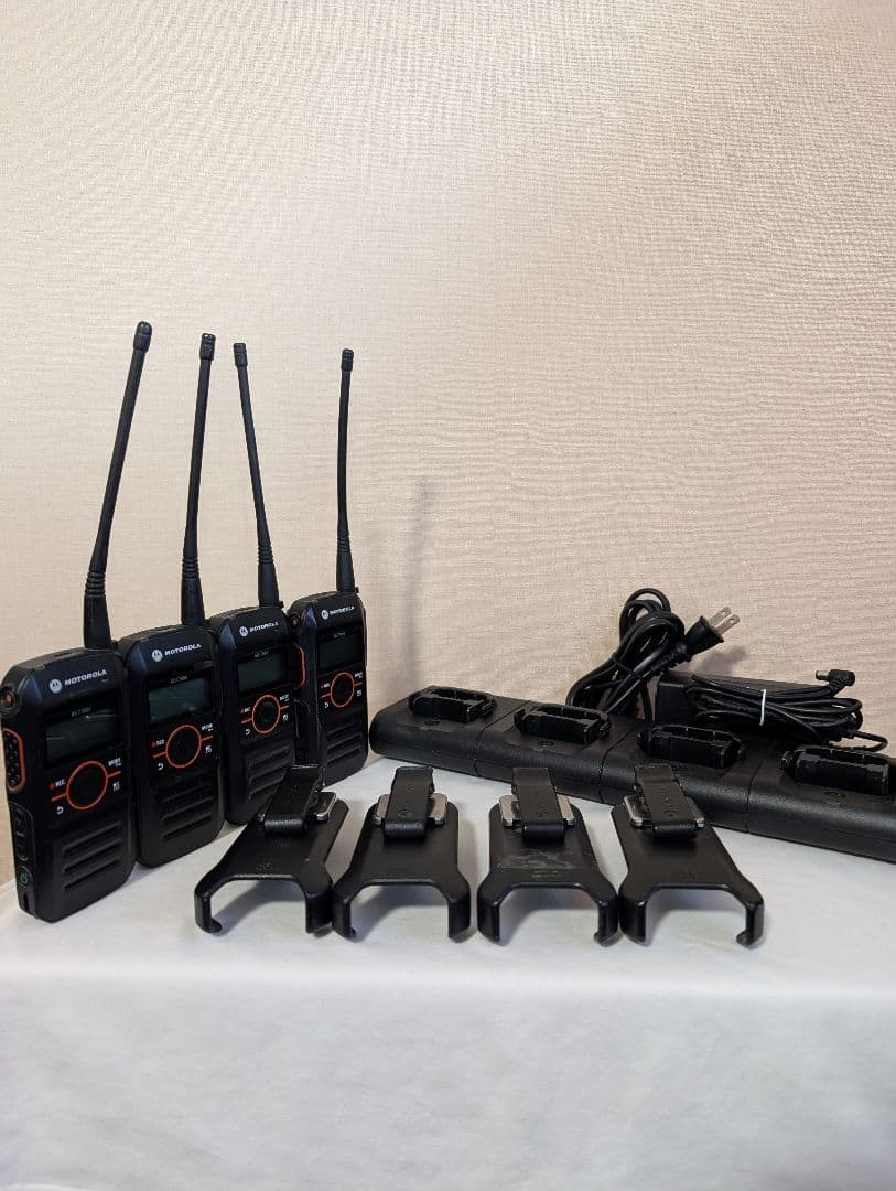 モトローラ デジタル簡易無線 免許局 トランシーバー MiT7000 4台セット