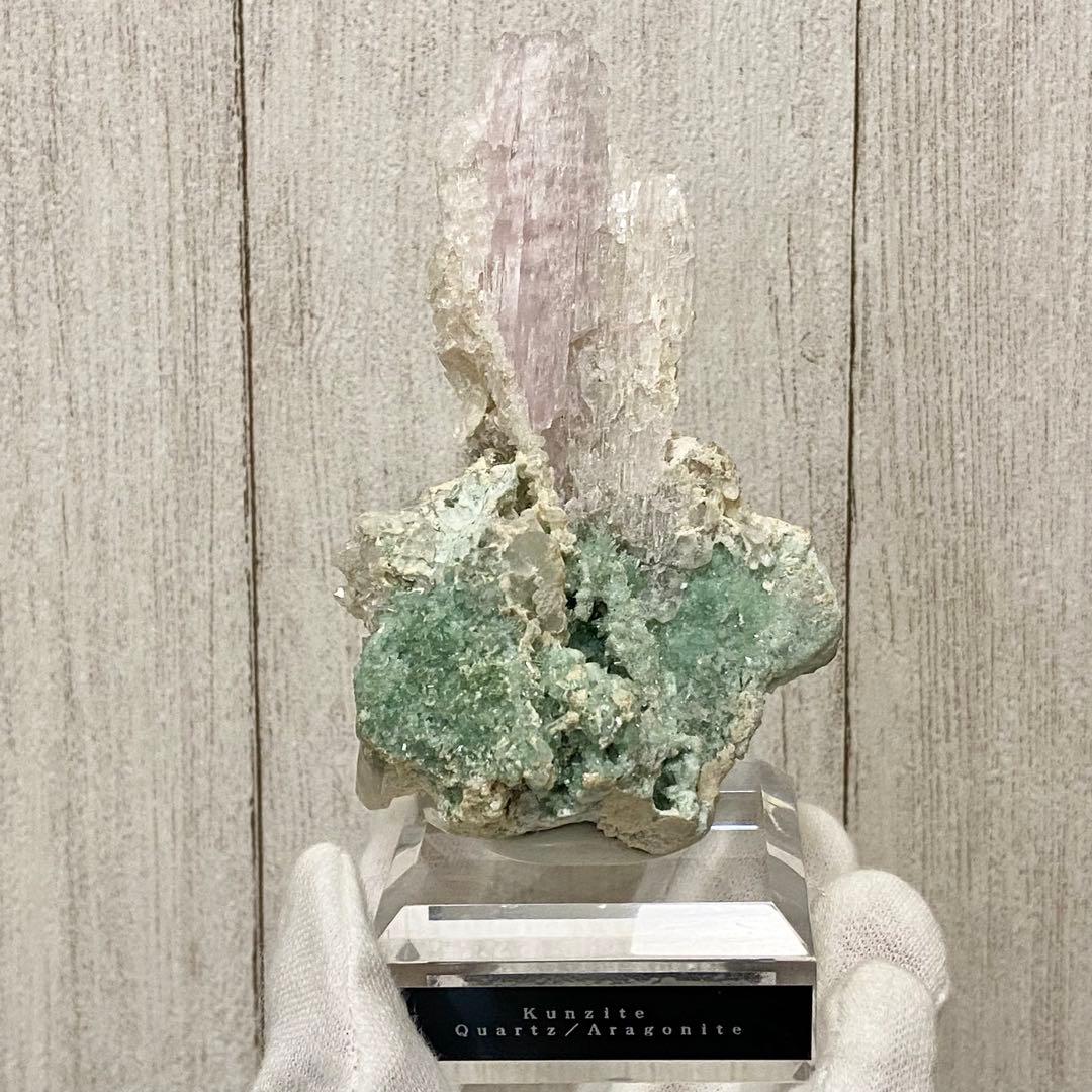 クンツァイト　クォーツ　ブルーアラゴナイト　鉱物標本　原石　天然石　ストーン