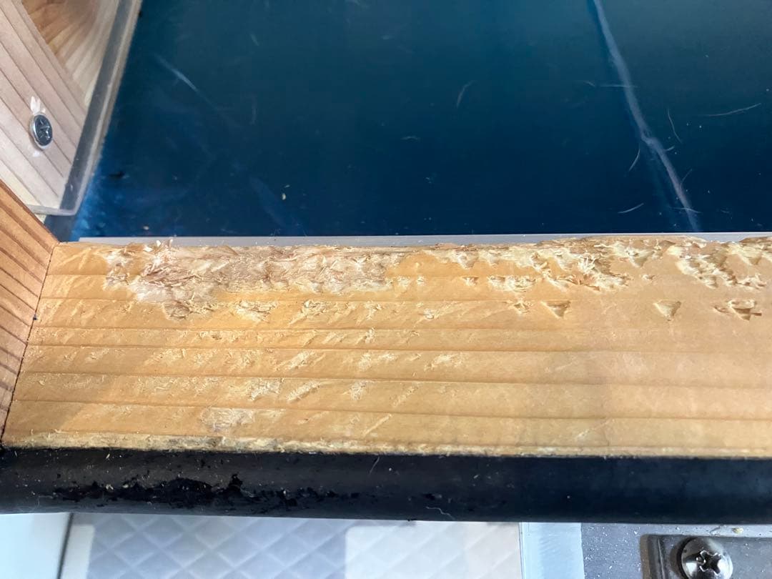 【外観内観は美品】◆咬み傷有り◆防音ケージ　キャスター付き　犬小屋製作工房k