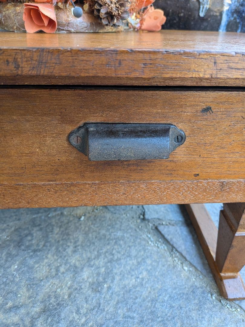 昭和初期木製のアンティークローテーブル