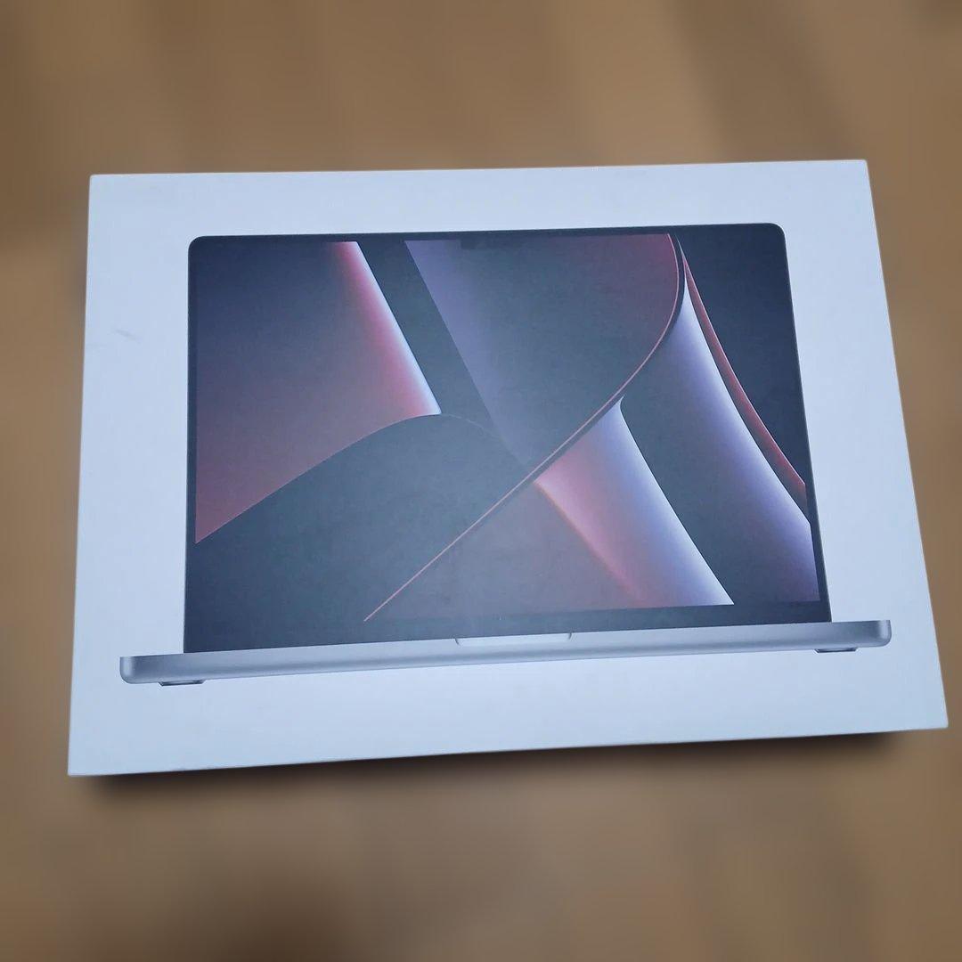 MacBook Pro シルバー