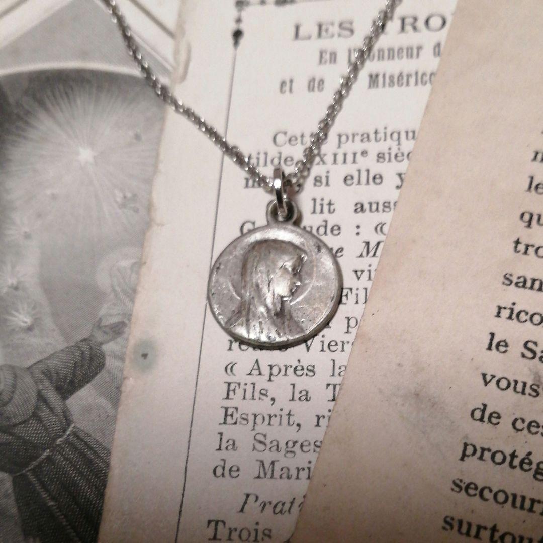 【フランス　アンティーク】シルバー　ルルドの泉　聖母マリア　メダイ　ネックレス