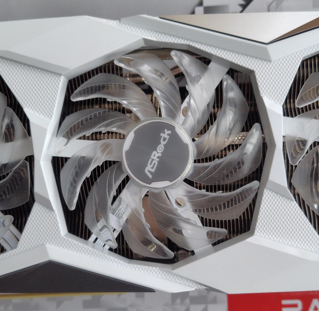 ASRock Radeon 7800XT Steel Legend 保証付き！