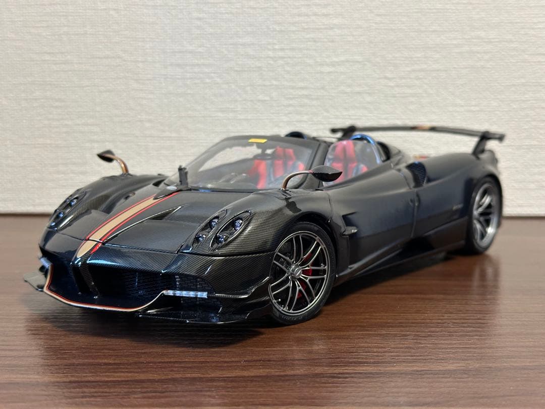 1/18 LCD Pagani Huayra パガーニウアイラBC Carbon