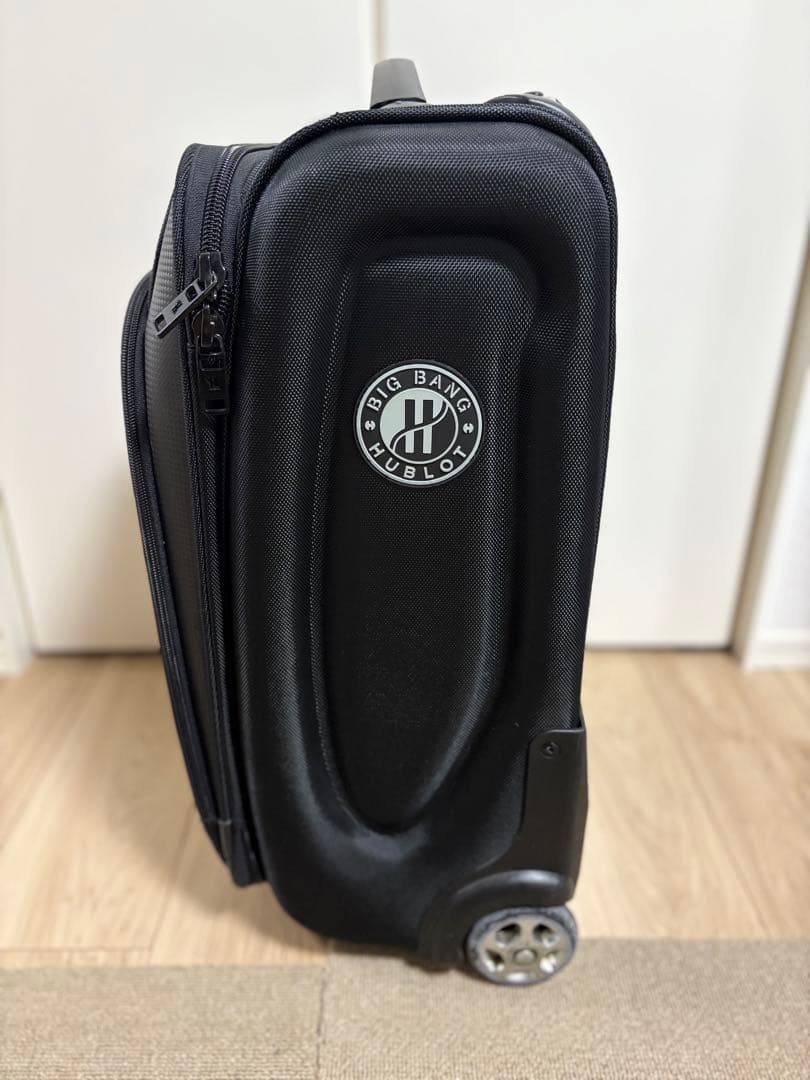 【非売品・美品】HUBLOT ウブロ キャリーバッグ ノベルティ 希少