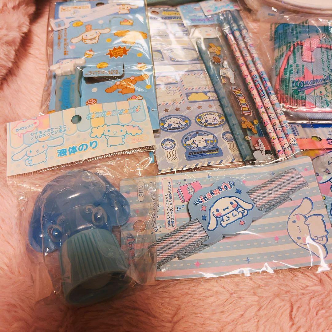 希少レア　シナモロール　平成レトロ　まとめ売り　バッグ　ポーチ　缶　2003~5