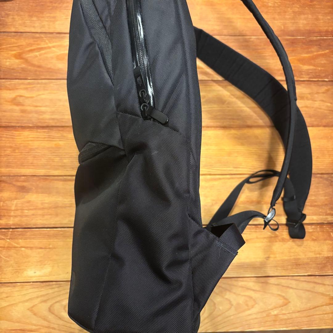 ノースフェイス northface シャトルデイパック スリム バッグ ビジネス