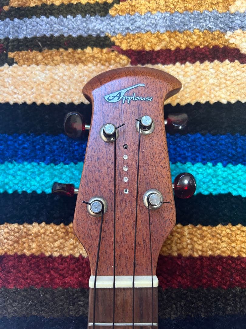 ⭐︎限定品 オベーション・ウクレレ「アプローズ UA20-5E」⭐︎